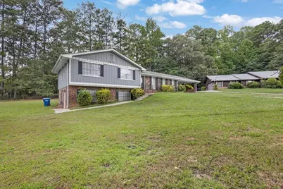 135 Melanie Court, Atlanta, GA 30349 - Photo 2