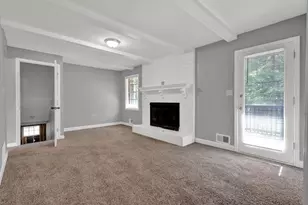 135 Melanie Ct, Atlanta, GA 30349 - Photo 6
