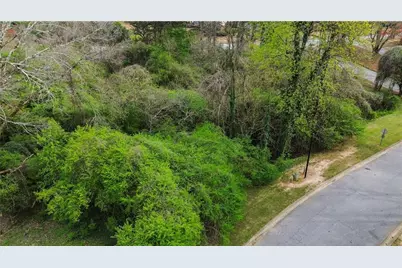 2020 S Hidden Hills Parkway, Stone Mountain, GA 30088 - Photo 8