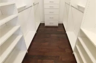 330 La Perla Dr, Sugar Hill, GA 30518 - Photo 24