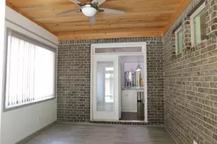 330 La Perla Dr, Sugar Hill, GA 30518 - Photo 36