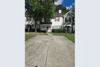 6076 Camden Forrest Drive, Riverdale, GA 30296 - Photo 2