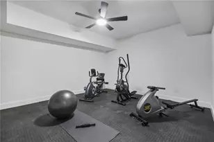 718 Cascade Ave, Atlanta, GA 30310 - Photo 8