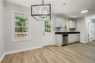 4030 Melanie Woods Dr, Atlanta, GA 30349 - Photo 10