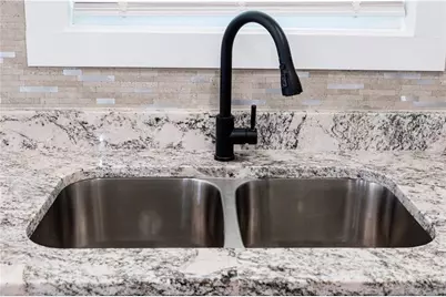 3272 Corktree Trail, Lithonia, GA 30038 - Photo 18