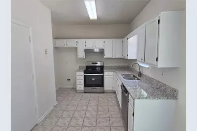 6025 Park Wood Court, Austell, GA 30106 - Photo 8