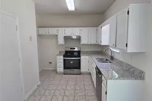 6025 Park Wood Ct, Austell, GA 30106 - Photo 8