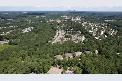 4102 Par Three Way, Lithonia, GA 30038 - Photo 10