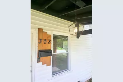 303 Carleeta Street, Barnesville, GA 30204 - Photo 4