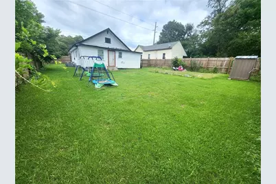 303 Carleeta Street, Barnesville, GA 30204 - Photo 34