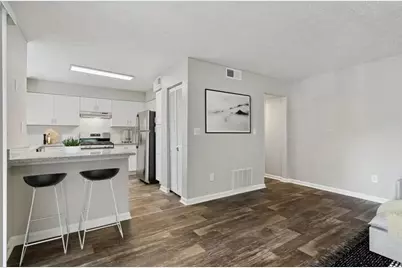 7600 Roswell Road #01-2120, Sandy Springs, GA 30350 - Photo 4