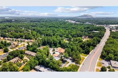 5706 Memorial Drive, Stone Mountain, GA 30083 - Photo 10