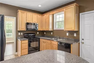 7913 Pea Ridge Rd, Lula, GA 30554 - Photo 10