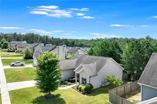 282 Red Hawk Dr, Dawsonville, GA 30534 - Photo 4