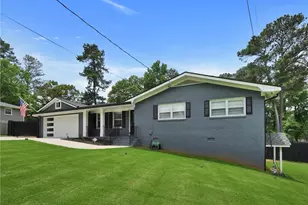 5521 Joeclay Dr, Stone Mountain, GA 30088 - Photo 4