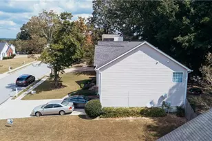 1157 Bramlett Forest Ct, Lawrenceville, GA 30045 - Photo 4