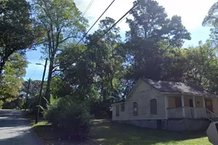 132 2nd St NW, Atlanta, GA 30318 - Photo 1