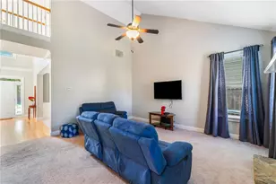 2557 Bay Crest Ln, Loganville, GA 30052 - Photo 6