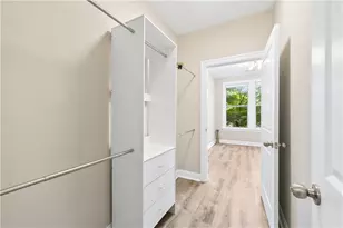 901 Abernathy Rd, Atlanta, GA 30328 - Photo 16