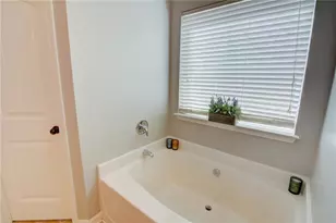 4918 McEver View Dr, Sugar Hill, GA 30518 - Photo 10