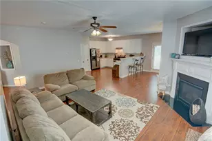 4918 McEver View Dr, Sugar Hill, GA 30518 - Photo 4