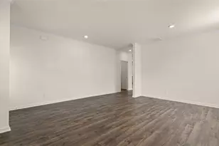 2918 Champions Way, Loganville, GA 30052 - Photo 14