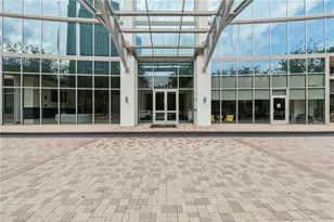 3324 Peachtree Rd NE, Atlanta, GA 30326 - Photo 2