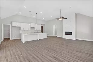 65 Cooper Dr, Mansfield, GA 30055 - Photo 6