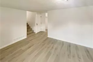 105 Woodbine Dr, Carrollton, GA 30117 - Photo 10