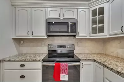 110 Great Oaks Lane, Roswell, GA 30075 - Photo 14