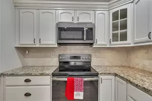 110 Great Oaks Ln, Roswell, GA 30075 - Photo 14