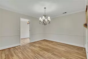 110 Great Oaks Ln, Roswell, GA 30075 - Photo 10