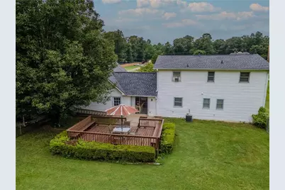 381 Willowwind Drive, Loganville, GA 30052 - Photo 8