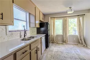 123 Williamsburg Ln, Woodstock, GA 30189 - Photo 14