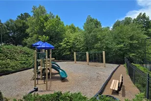 3811 Roxfield Dr, Buford, GA 30518 - Photo 34