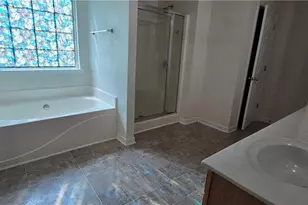 3811 Roxfield Dr, Buford, GA 30518 - Photo 16