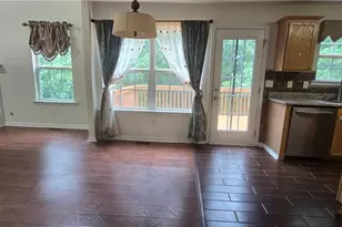 3811 Roxfield Dr, Buford, GA 30518 - Photo 6