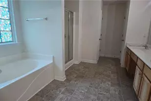 3811 Roxfield Dr, Buford, GA 30518 - Photo 16