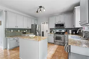 3725 Roxwood Park Dr, Buford, GA 30518 - Photo 18