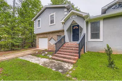 5455 Red Berry Lane SW, Atlanta, GA 30331 - Photo 4