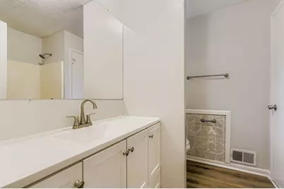 5455 Red Berry Lane SW, Atlanta, GA 30331 - Photo 16