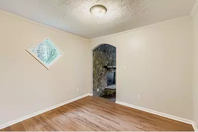 5455 Red Berry Lane SW, Atlanta, GA 30331 - Photo 8