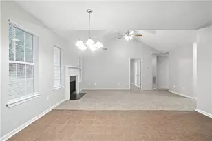 6384 Stonebridge Creek Ln, Lithonia, GA 30058 - Photo 14