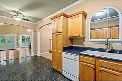 2931 Leasa Court, Marietta, GA 30066 - Photo 10