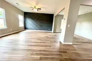 56 Harriet Dr, Lavonia, GA 30553 - Photo 8