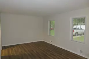 296 Bromack Dr SE, Atlanta, GA 30315 - Photo 2