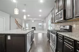 7610 Crawford Ct, Fairburn, GA 30213 - Photo 12