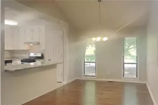 2742 Bentwood Dr, Marietta, GA 30062 - Photo 6