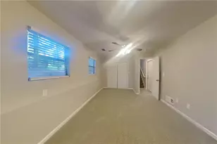 2742 Bentwood Dr, Marietta, GA 30062 - Photo 10