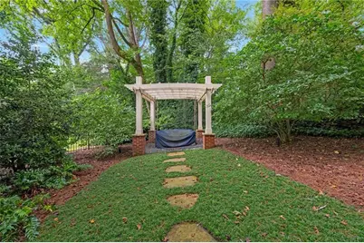 1810 E Clifton Road NE, Atlanta, GA 30307 - Photo 50